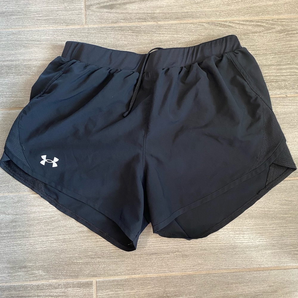 Under Armour Women’s Black Athletic Short
